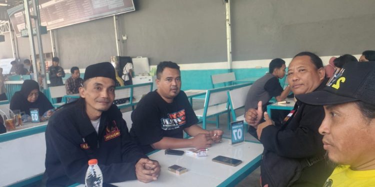 Ketua PASSER Lamongan, Sutikno datangi Kesbangpol  Lamongan untuk konsolidasi,
