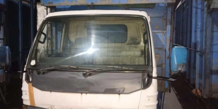 Sopir PT SGM bawa kabur muatan karton .akan pihak perusahaan akan melaporkan kasus tersebut kepihak kepolisian