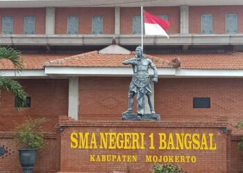 Dugaan Pungli Di SMAN 1 Bangsal Merajalela, Kepala Sekolah Bungkam 